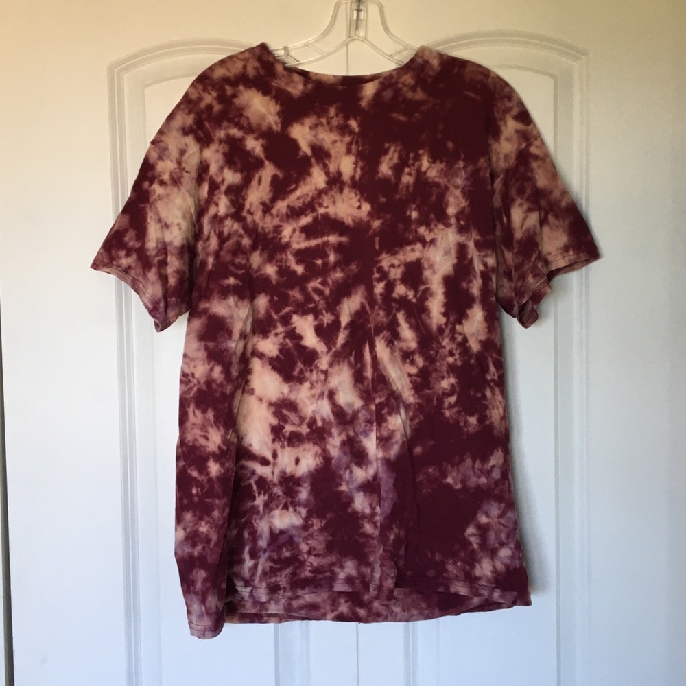 ⭐️Hand Bleached•Tie dye bleached red+white shirt